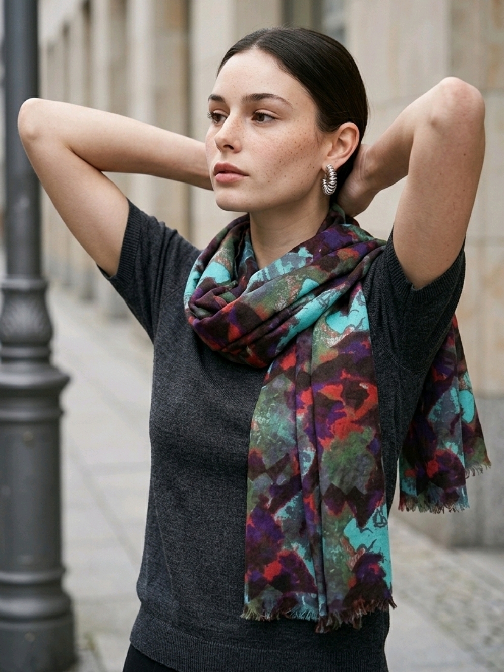 NWT D&Y Multicolor Abstract Scarf